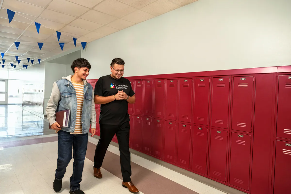 CIS Site Coordinator Marco and Alumnus Esteban